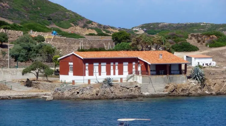 https://immagini.unionesarda.it/version/c:ZjFmNjgyNDUtMjA1MS00:NTNiMDliMTAtYjVkMy00/image.webp?f=16:9