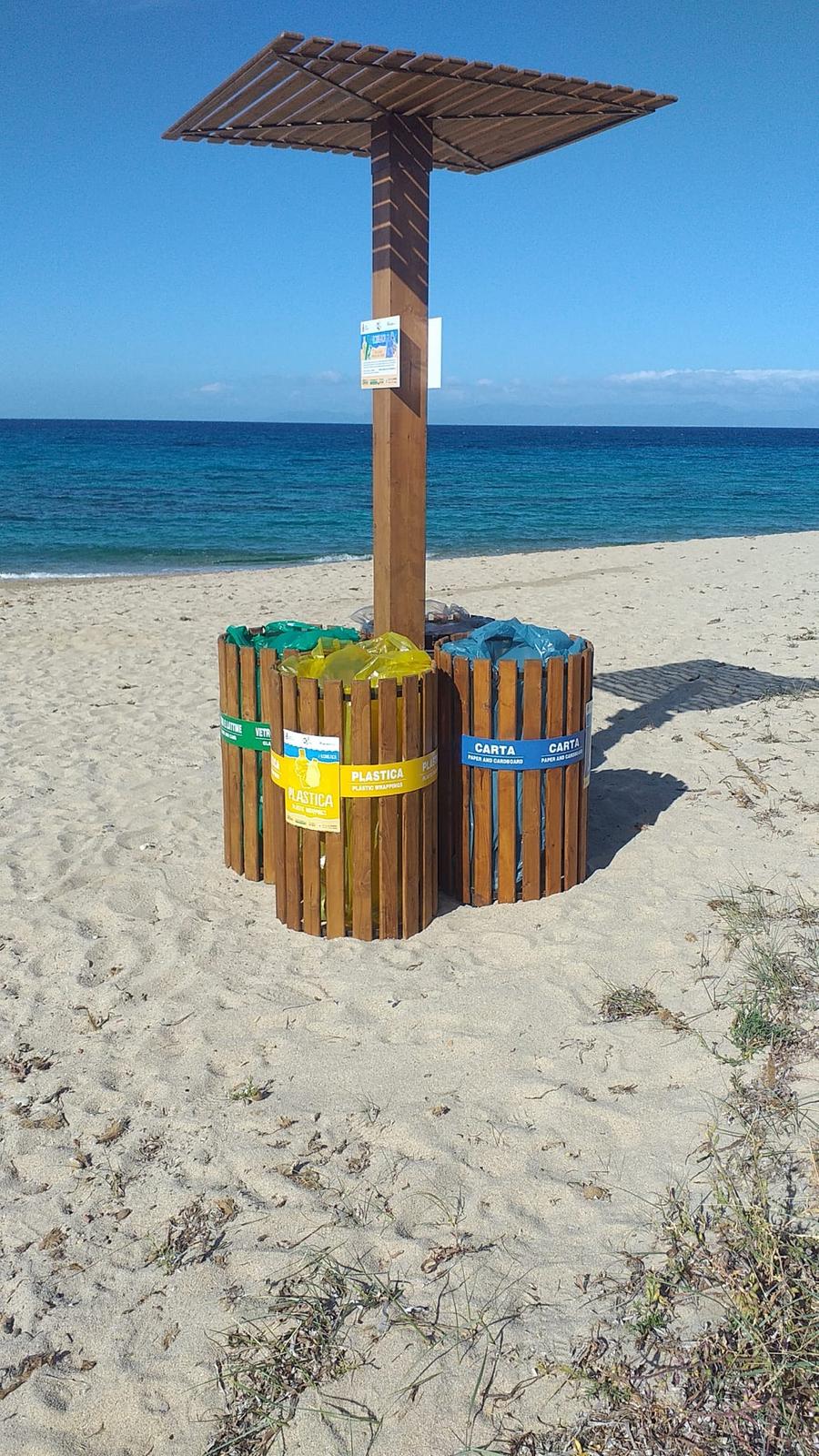 Stop ai rifiuti, al Poetto di Quartu arrivano le isole ecologiche