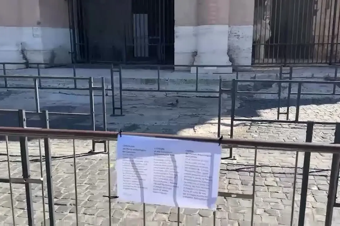 Operaio morto, l'annuncio della chiusura del Colosseo