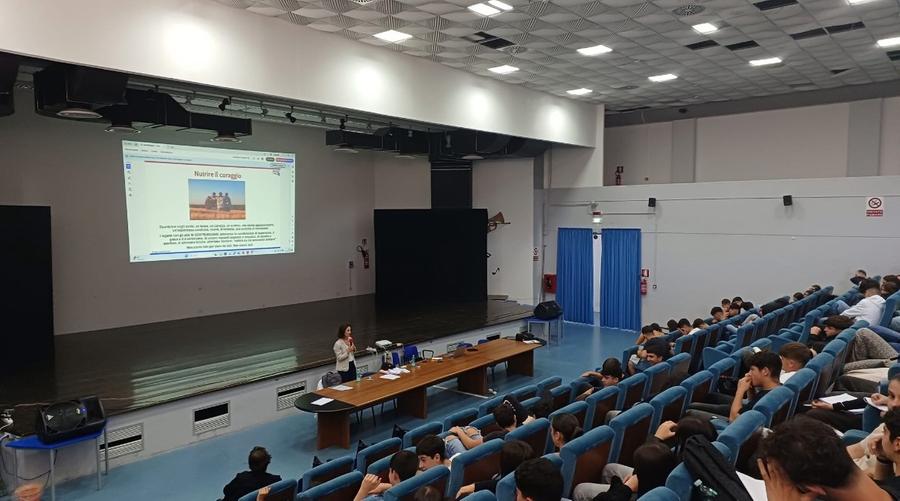 Oristano, patto educativo contro la dispersione scolastica