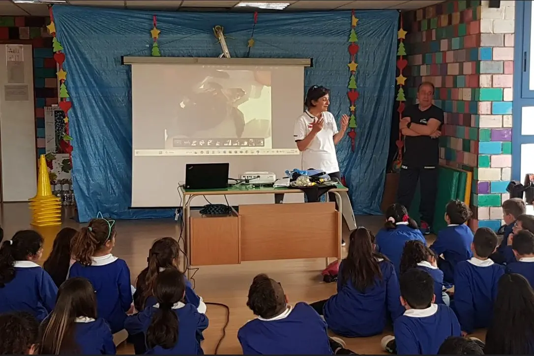 Scolaresche a lezione (foto Serreli)