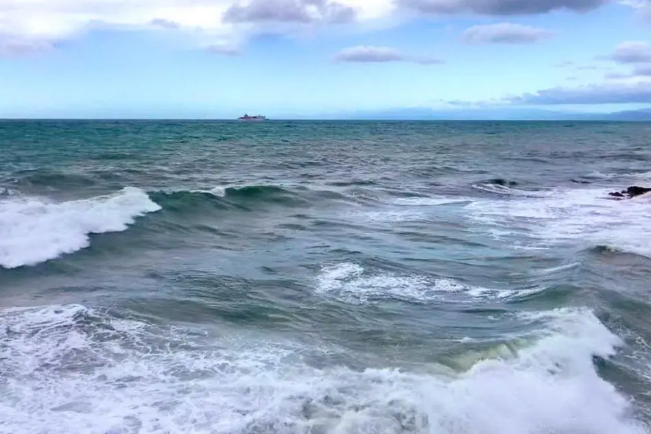 Mar Ligure (foto da Twitter @marcokanobelj)