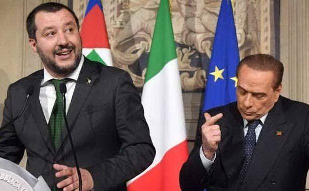 Salvini parla, Berlusconi mima: lo show dell'ex Cavaliere