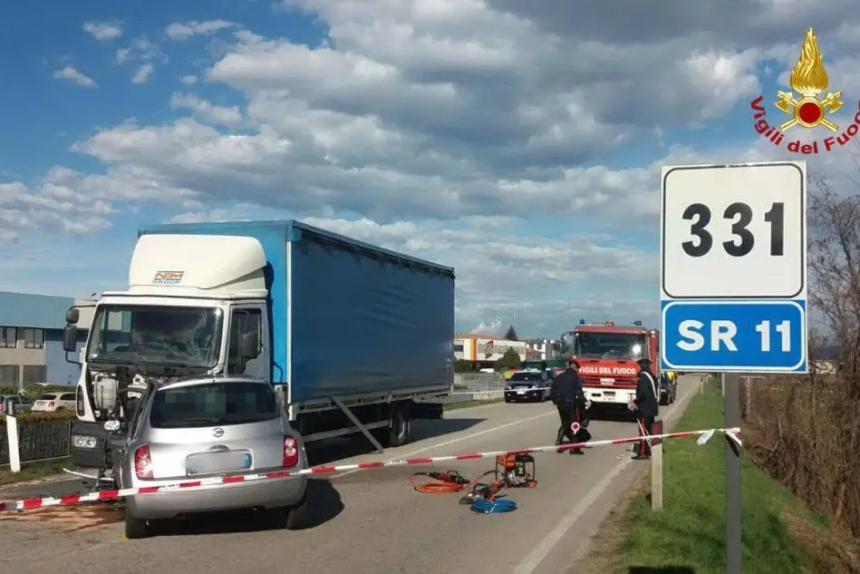 L'incidente (foto Vigili del fuoco)