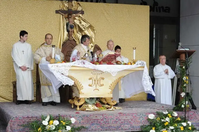 In piazza L'Unione Sarda si svolgeranno il rito de S'Incontru e la messa di Pasqua