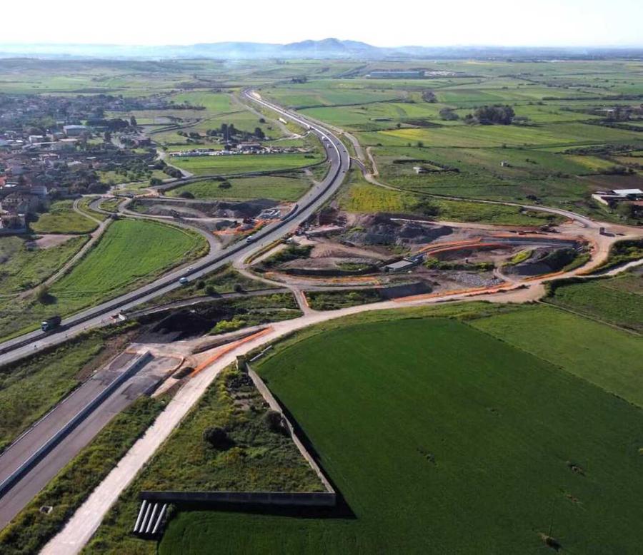 Complanari e deviazioni: viaggio a ostacoli sulla 131