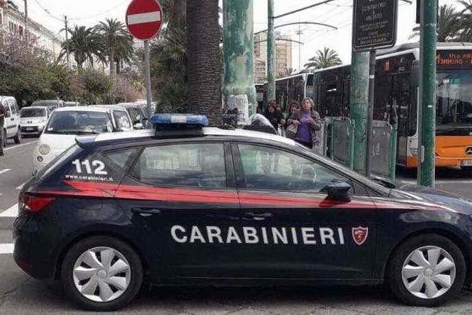 Cagliari, turista aggredito e derubato in largo Carlo Felice