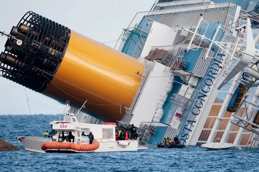 La Costa Concordia (Archivio L'Unione Sarda)