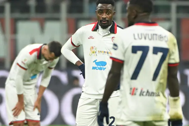 Cagliari fuori dalla Coppa Italia dopo la sconfitta contro il Milan (Ansa)
