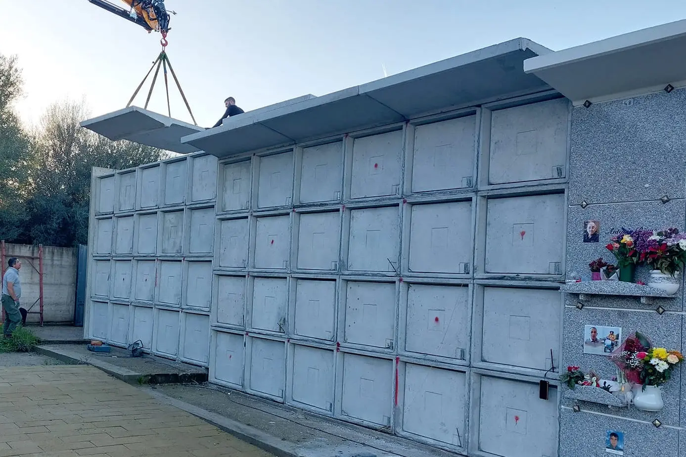 I loculi del nuovo cimitero (foto concessa)