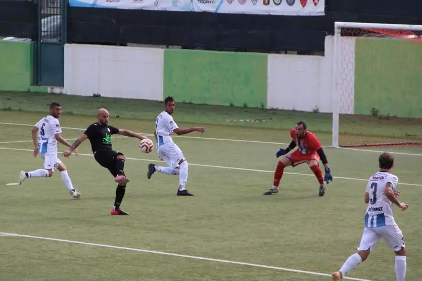 Mauricio Villa in azione (Archivio/Serreli)