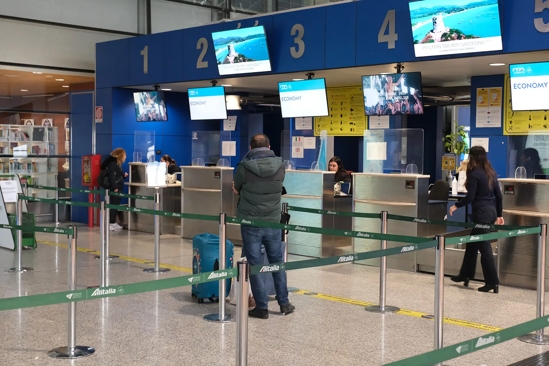 L'aeroporto di Cagliari Elmas (Foto Ungari)