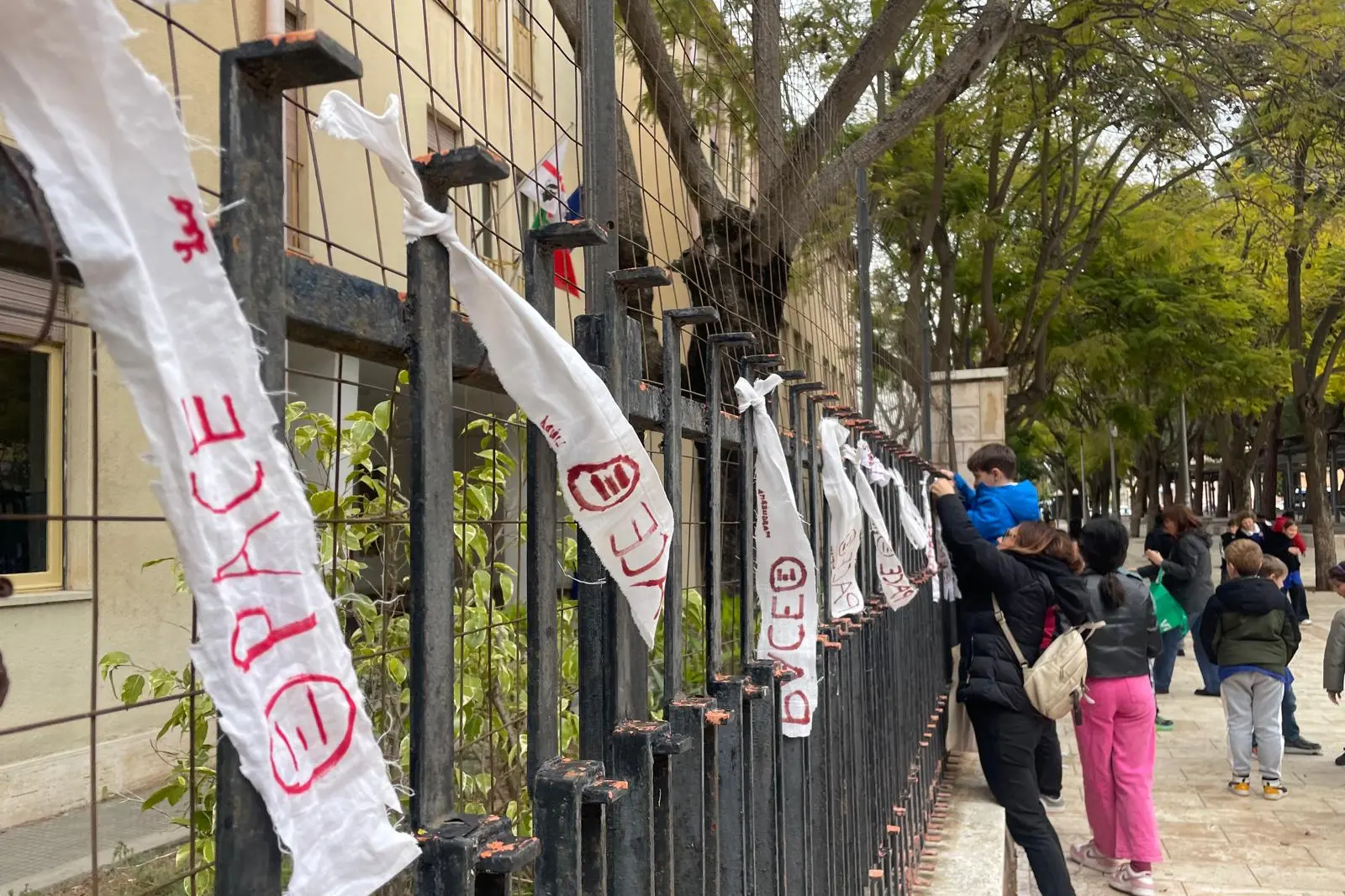 L'iniziativa in piazza Giovanni a Cagliari