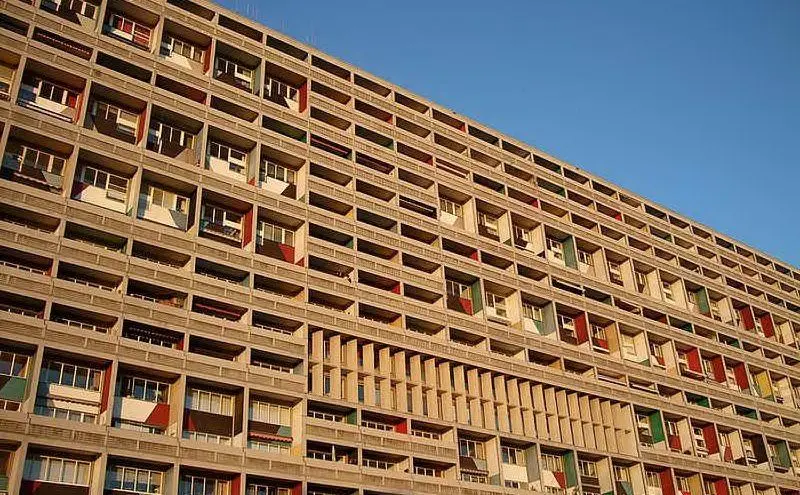 L'edificio progettato da Le Corbusier a Berlino (foto L'Unione Sarda - C. Pinna)
