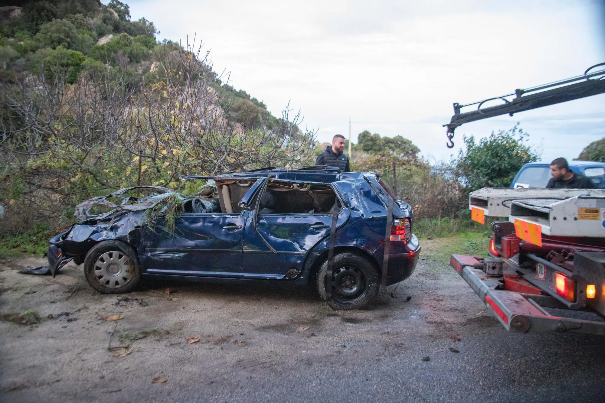 L’auto distrutta nell’incidente (E. Loi)