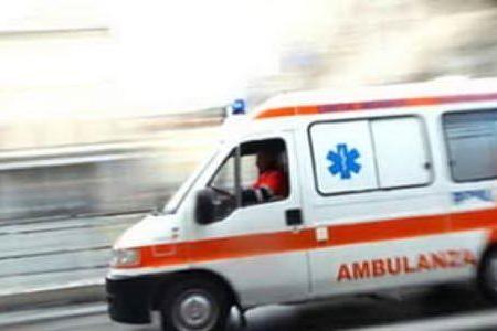 Milano, bambino di 4 anni cade dal settimo piano: è grave