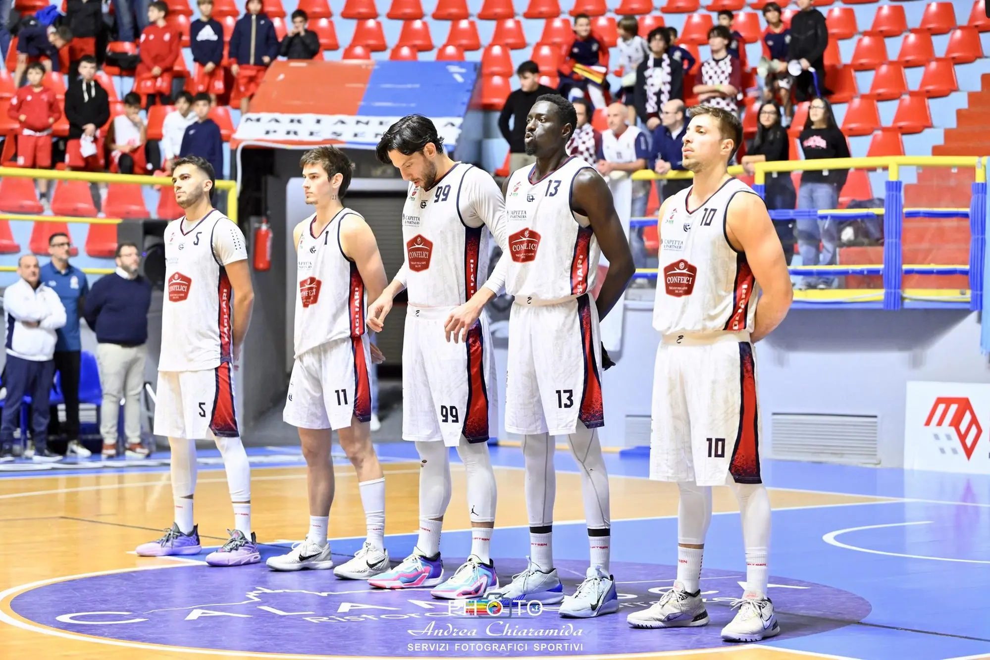 Esperia in campo al PalaPirastu (foto Chiaramida)