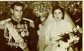 Il matrimonio fra lo scià di Persia Reza Pahlavi e Soraya (foto Ansa)