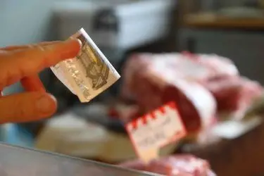 Spesa 'moderata' per le famiglie sarde