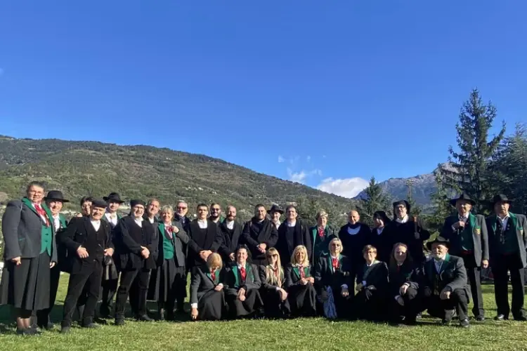 Il gruppo dei coristi protagonisti dell'evento (foto concessa)