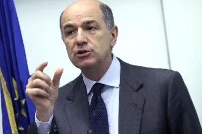 Il ministro dello Sviluppo economico Corrado Passera