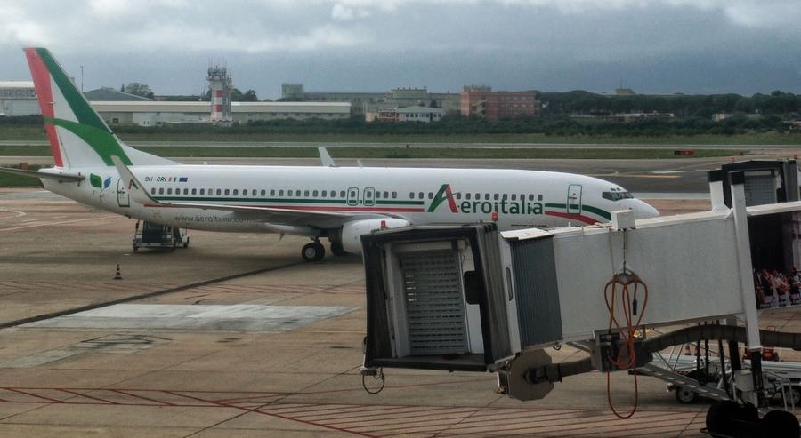 Continuità aerea, saltano due voli