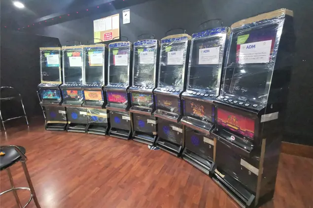 Le slot machine sequestrate (L'Unione Sarda)