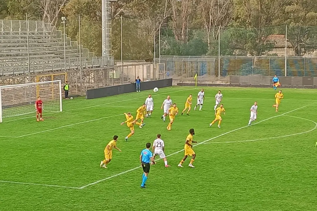 Rinvio di Rosseti in Olbia-Cos (foto Ilenia Giagnoni)
