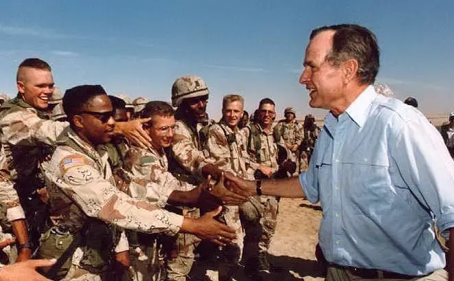 George H. W. Bush si attiene alle regole dell'Onu