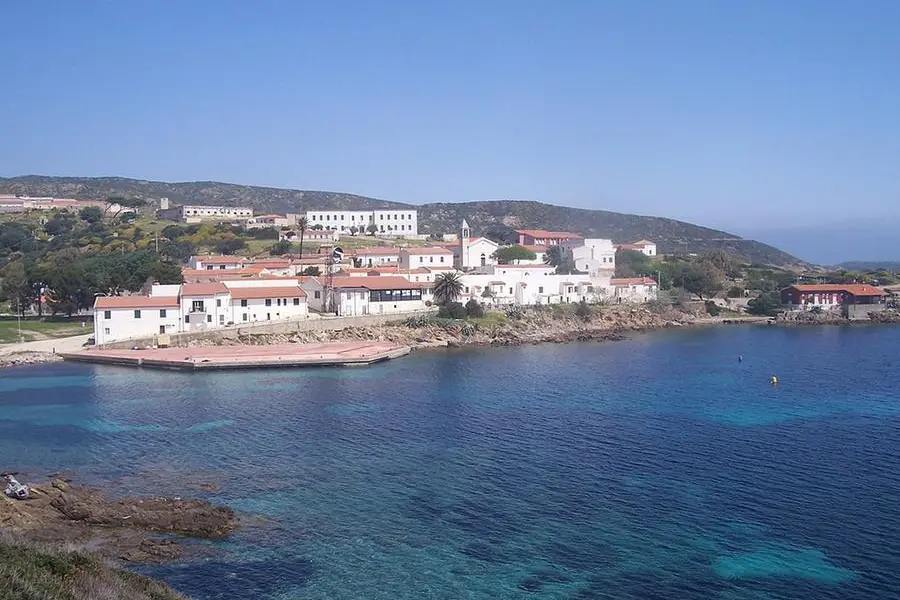 Cala d'Oliva (foto wikimedia)