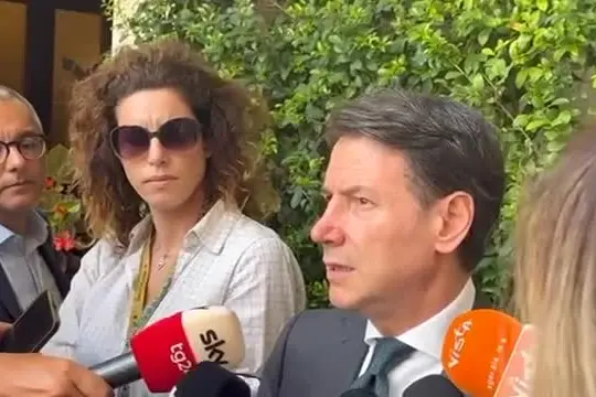 Conte: accertare verità su Fakir, inammissabili attacchi agli agenti