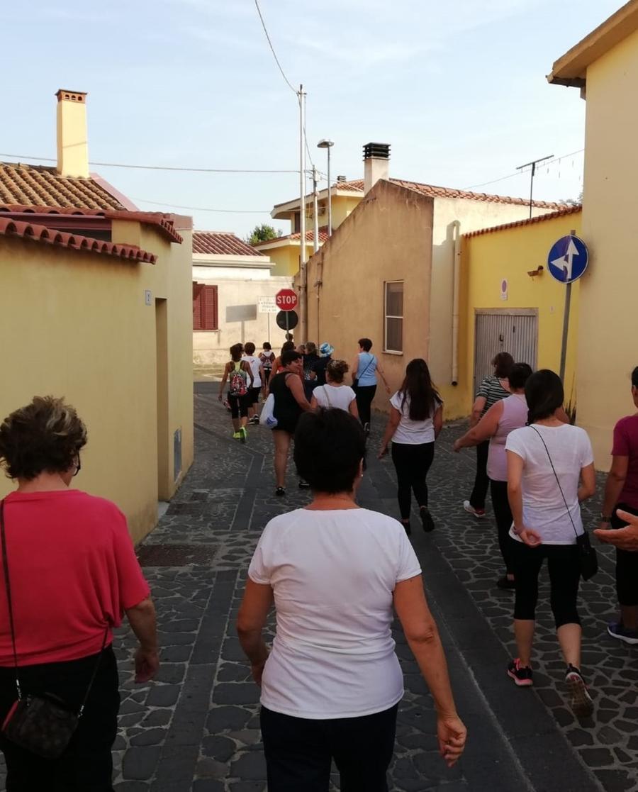 Gruppo di cammino in marcia con Auser, Asl e Comune