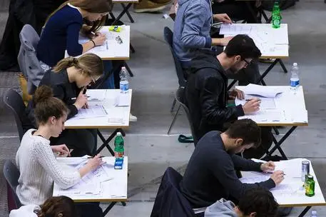Concorso pubblico (immagine simbolo, foto Ansa)