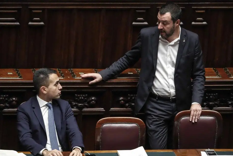 I vicepremier Luigi Di Maio e Matteo Salvini (Ansa)