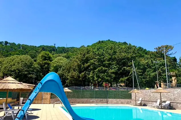 La piscina comunale di Cheremule (foto concessa)