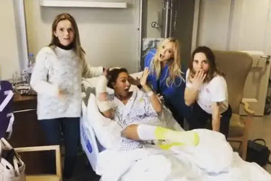 Le Spice Girls in ospedale a Londra