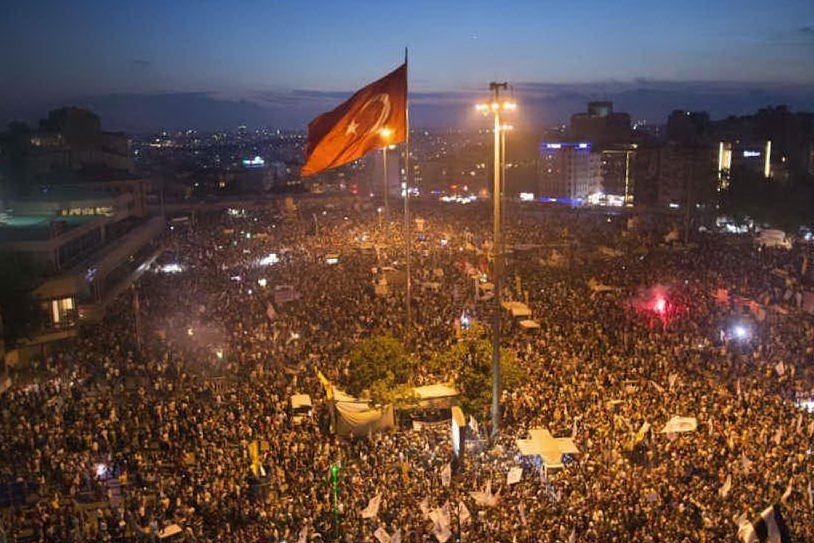 La manifestazione al Parco Gezi (foto Wikipedia)