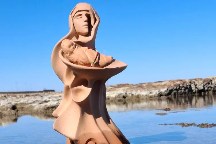 La scultura dell'artista Cinzia Porcheddu (foto concessa)