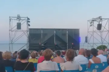 La Notte dei Poeti, a Nora si alza il sipario: dal 9 luglio, "apre" Ambra Angiolini