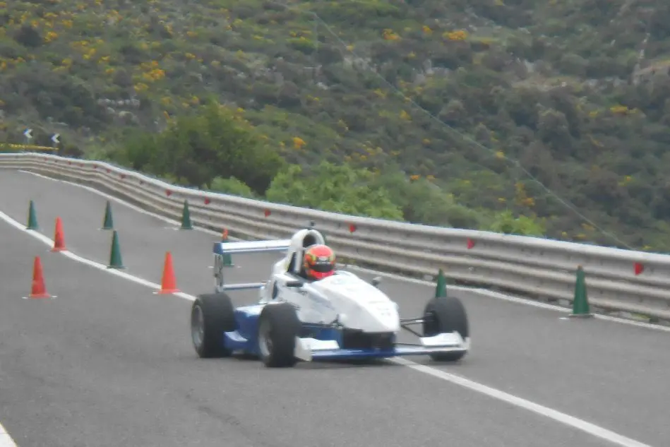 Il vincitore Luca Tilloca su Formula Gloria