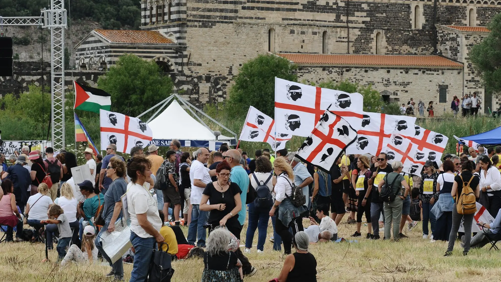 https://immagini.unionesarda.it/version/c:ZjY3N2Q2MDAtZDkwYS00:MDA1ZTBjM2UtZmJhZi00/image.webp?f=16:9