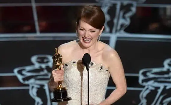 Attrice e scrittrice, nel 2014 vince l'Oscar alla quinta nomination