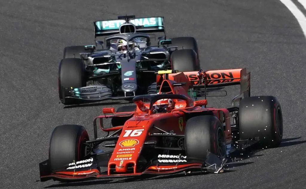 Mercedes comprese. Qui un duello con Lewis Hamilton