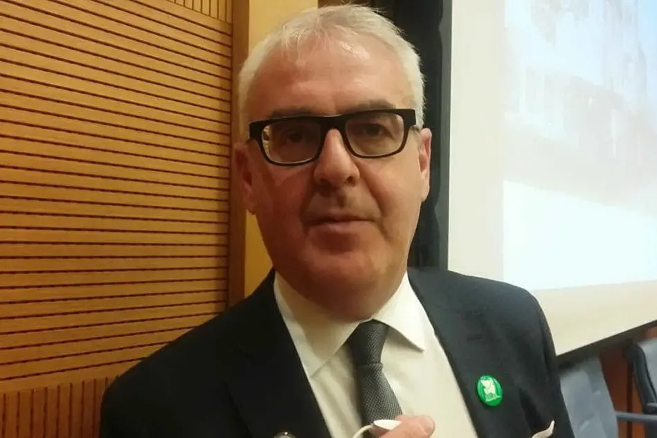 Il sindaco di Macerata Romano Carancini