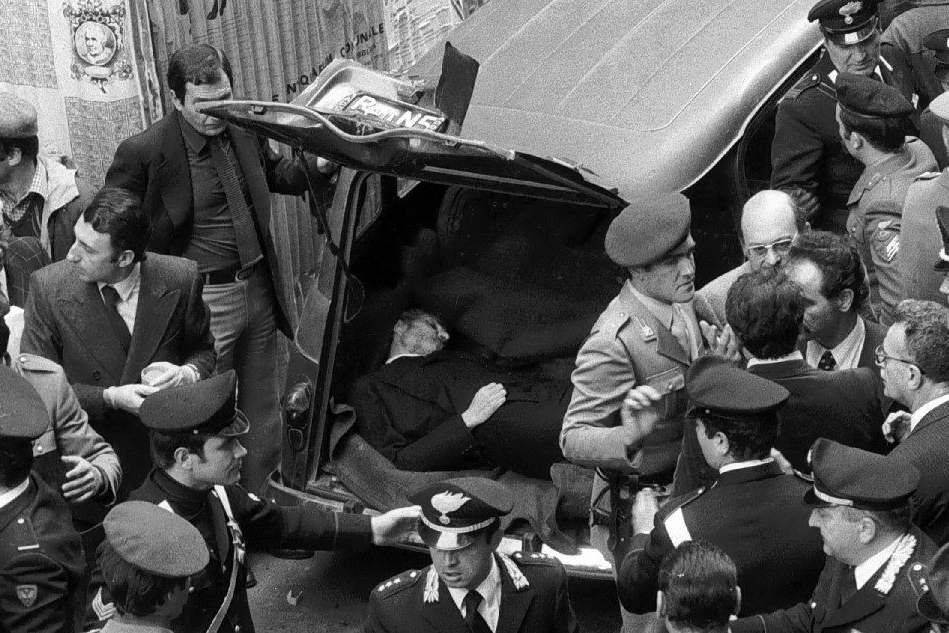 9 maggio 1978: il ritrovamento del corpo di Moro in via Caetani
