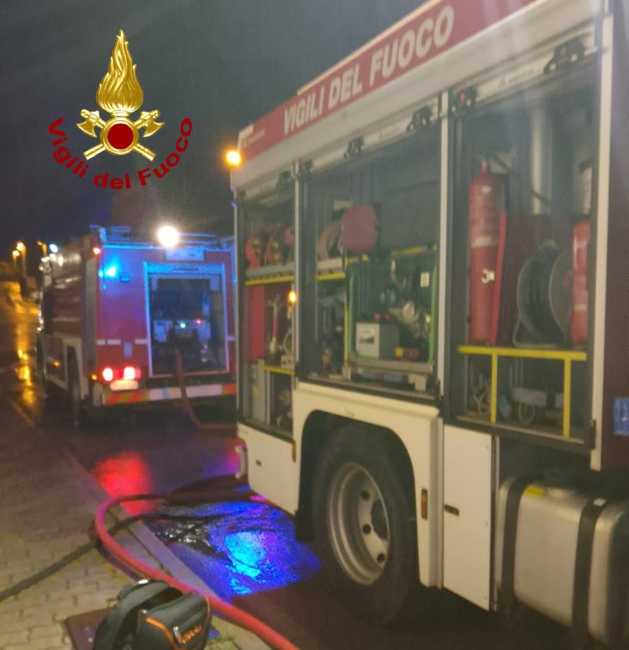 La Maddalena, incendio in un appartamento: evacuato