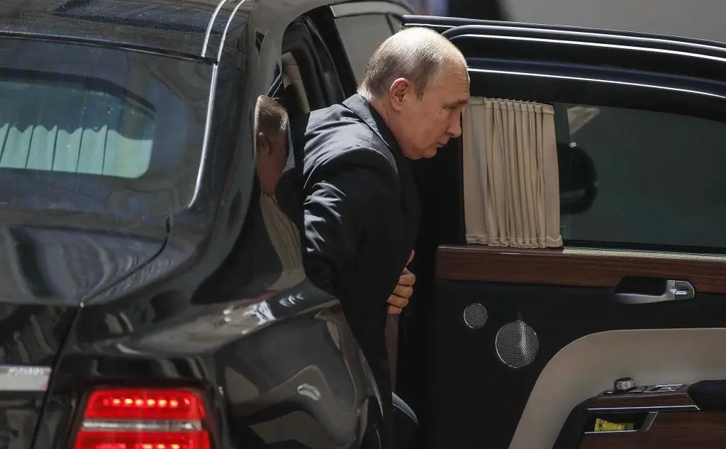 Vladimir Putin arriva al Quirinale