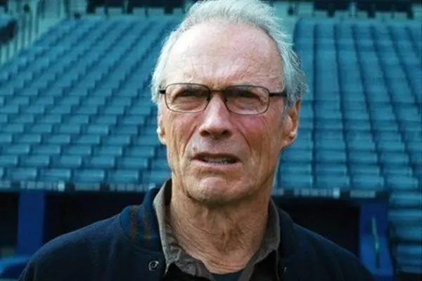 Clint Eastwood  in una foto di scena del film &quot;Trouble With the Curve&quot; di Robert Lorenz che uscirà in Italia a fine novembre con la Warner.ANSA/UFFICIO STAMPA WARNER  +++ EDITORIAL USE ONLY- NO ARCHIVE - NO SALES