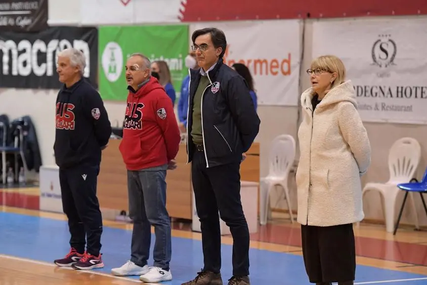 Lo staff tecnico del Cus Cagliari al completo (foto concessa da Andrea Chiaramida - Cus Cagliari)