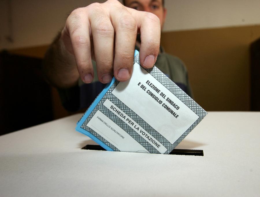 Acqua agitate nel Pd, spunta il nome di Serru